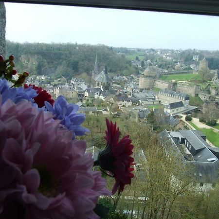 Hotel Particulier Le Mercier De Montigny -Une Nuit Sur Les Remparts- Fougères Eksteriør billede