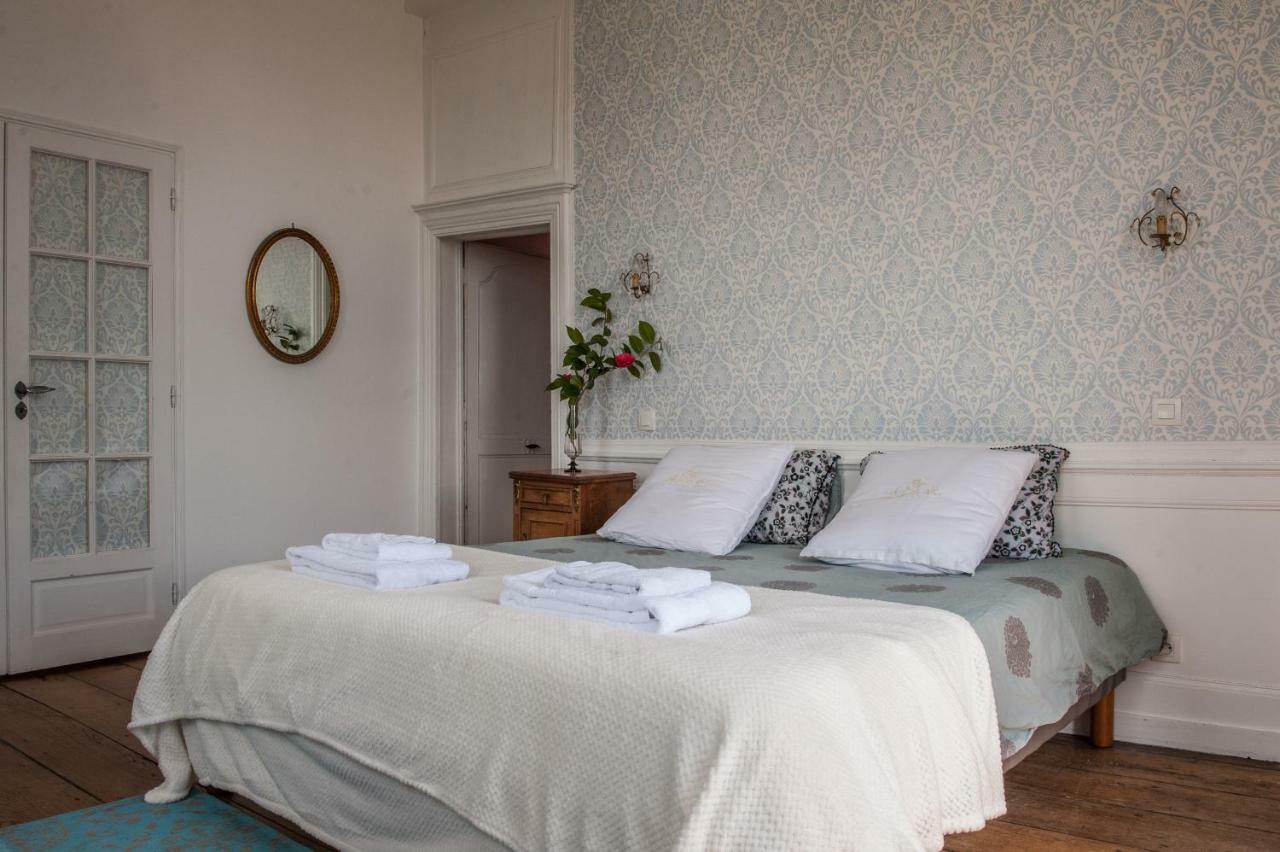 Hotel Particulier Le Mercier De Montigny -Une Nuit Sur Les Remparts- Fougères Eksteriør billede