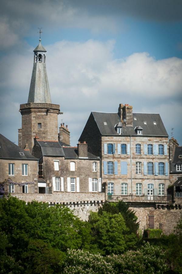 Hotel Particulier Le Mercier De Montigny -Une Nuit Sur Les Remparts- Fougères Værelse billede