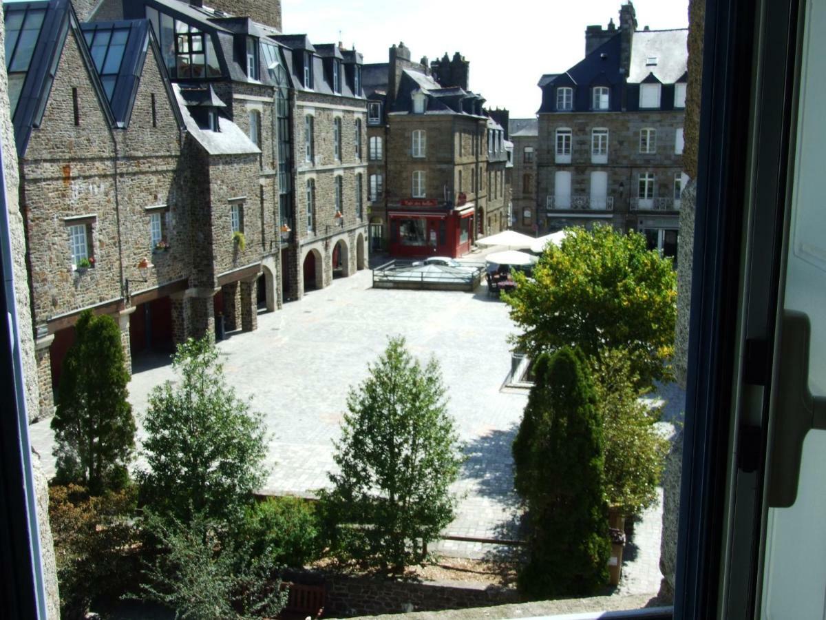 Hotel Particulier Le Mercier De Montigny -Une Nuit Sur Les Remparts- Fougères Eksteriør billede