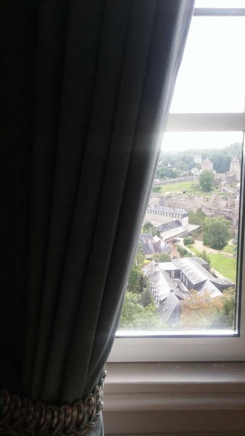 Hotel Particulier Le Mercier De Montigny -Une Nuit Sur Les Remparts- Fougères Eksteriør billede